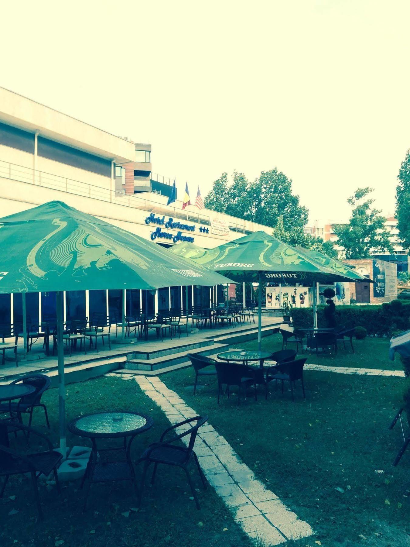 Marea Neagra Hotel Mamaia Exterior photo